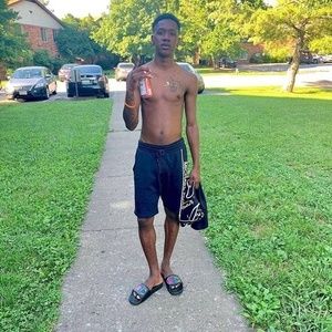 Meet your Posher, Sonschly